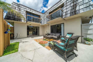 4019 Palm Bay Cir, West Palm Beach, FL 33406, Sold 06/14/21