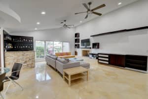 6856 Giralda Cir, Boca Raton, FL 33433, Sold 08/16/21
