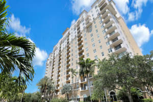 616 Clearwater Park Rd, West Palm Beach, FL 33401, Sold 05/21/21