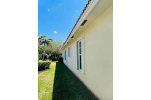 103 Via Bosque, Jupiter, FL 33458, Sold 05/28/21