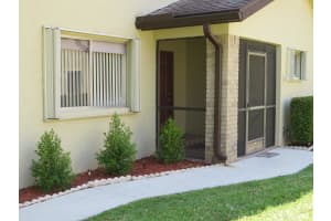 116 Village Walk Dr, Royal Palm Beach, FL 33411, Sold 07/26/21