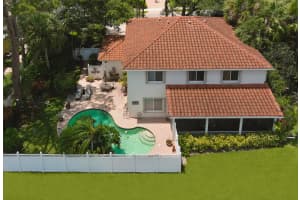 2785 Hampton Cir E, Delray Beach, FL 33445, Sold 06/15/21
