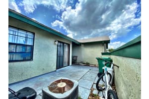 638 SW Jeanne St, Port St. Lucie, FL 34953, Sold 09/21/21