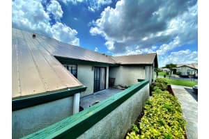 638 SW Jeanne St, Port St. Lucie, FL 34953, Sold 09/21/21