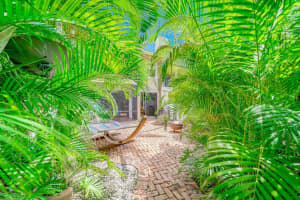 5700 Santiago Cir, Boca Raton, FL 33433, Sold 06/02/21