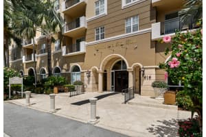 616 Clearwater Park Rd, West Palm Beach, FL 33401, Sold 08/05/21