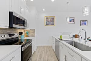 3184 Santa Catalina Pl, Greenacres, FL 33467, Sold 06/01/21