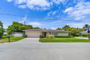 1160 Singer Dr, West Palm Beach, FL 33404, Sold 06/09/21