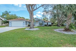 9287 SE Gettysburg Ct, Hobe Sound, FL 33455, Sold 06/10/21