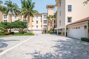 5620 N Harbor Village Dr, Vero Beach, FL 32967, Sold 08/31/21