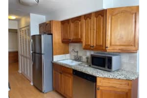 800 Jeffery St, Boca Raton, FL 33487, Sold 08/30/21