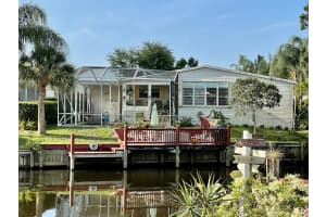 222 SE Paradise Pl, Stuart, FL 34997, Sold 11/01/21