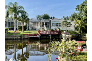 222 SE Paradise Pl, Stuart, FL 34997, Sold 11/01/21