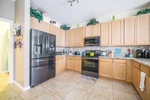 6726 Bulrush Ct, Greenacres, FL 33413, Sold 06/21/21