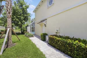 225 Fortuna Dr, Palm Beach Gardens, FL 33410, Sold 07/09/21