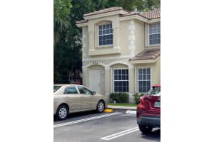 954 Summit Lake Dr, West Palm Beach, FL 33406, Sold 06/15/21