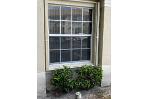954 Summit Lake Dr, West Palm Beach, FL 33406, Sold 06/15/21