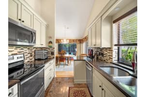 2641 Mohawk Cir, West Palm Beach, FL 33409, Sold 06/09/21