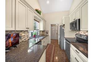 2641 Mohawk Cir, West Palm Beach, FL 33409, Sold 06/09/21