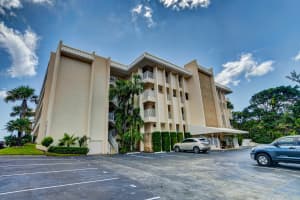 3851 N Ocean Blvd, Gulf Stream, FL 33483, Sold 12/03/21