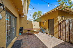 359 E Bay Cedar Cir, Jupiter, FL 33458, Sold 07/01/21