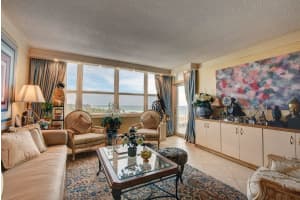 2295 S Ocean Blvd, Palm Beach, FL 33480, Sold 09/28/21