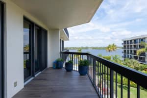 2778 S Ocean Blvd #407s, Palm Beach, FL 33480, Sold 12/07/21
