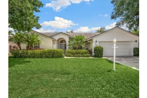 302 Canterbury Dr W, Riviera Beach, FL 33407, Sold 06/08/21