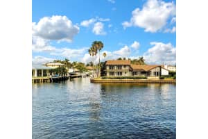 7 Kepner Dr, Boynton Beach, FL 33435, Sold 01/21/22