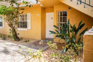 1140 Lake Shore Dr, Lake Park, FL 33403, Sold 06/04/21