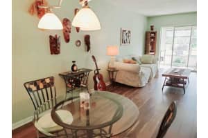 300 NE 20th St, Boca Raton, FL 33431, Sold 08/05/21