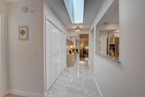 3 Ridge Pointe Dr, Boynton Beach, FL 33435, Sold 05/28/21