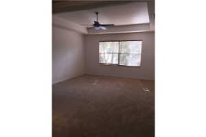 260 Gazetta Way, West Palm Beach, FL 33413, Sold 10/04/21