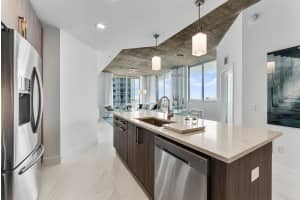 300 S Australian Ave, West Palm Beach, FL 33401, Sold 06/04/21
