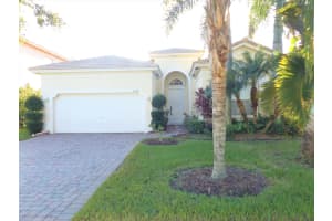 5628 Spanish River Rd, Fort Pierce, FL 34951, Sold 02/15/22