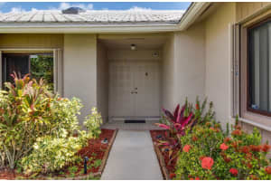 5672 Strawberry Lakes Cir, Lake Worth, FL 33463, Sold 09/27/21