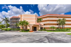 800 Jeffery St, Boca Raton, FL 33487, Sold 07/06/21
