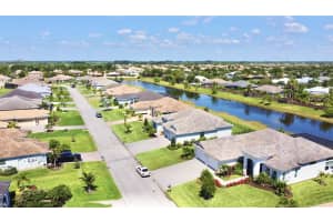 4777 Four Lakes Cir SW, Vero Beach, FL 32968, Sold 06/28/21