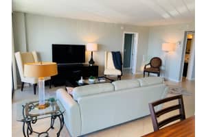 899 Jeffery St, Boca Raton, FL 33487, Sold 08/10/21