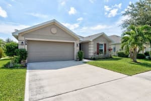 209 Briarcliff Cir, Sebastian, FL 32958, Sold 06/04/21