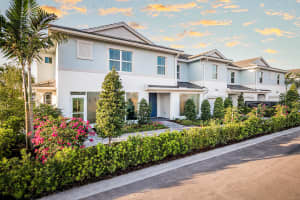 606 S Military Trail, Deerfield Beach, FL 33442, Sold 02/14/22
