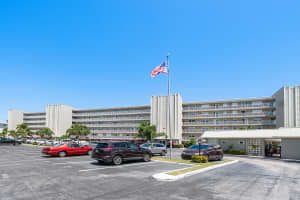 44 Yacht Club Dr, North Palm Beach, FL 33408, Sold 06/04/21