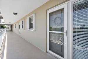 44 Yacht Club Dr, North Palm Beach, FL 33408, Sold 06/04/21