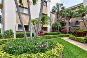 6155 S Mirror Lake Dr, Sebastian, FL 32958, Sold 06/21/21