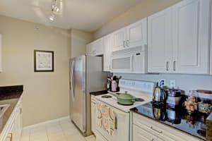 651 Okeechobee Blvd, West Palm Beach, FL 33401, Sold 06/28/21