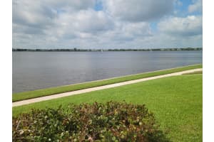 3513 SE Sandpiper Cir, Port St. Lucie, FL 34952, Sold 06/22/21