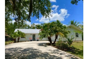 8435 SE May Terrace, Hobe Sound, FL 33455, Sold 06/21/21