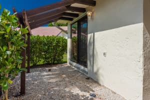 6616 Tiburon Cir, Boca Raton, FL 33433, Sold 08/18/21