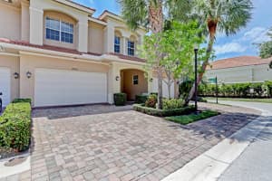 4921 Vine Cliff Way E, Palm Beach Gardens, FL 33418, Sold 08/06/21