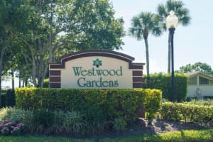 5492 Eagle Lake Dr, Palm Beach Gardens, FL 33418, Sold 06/18/21